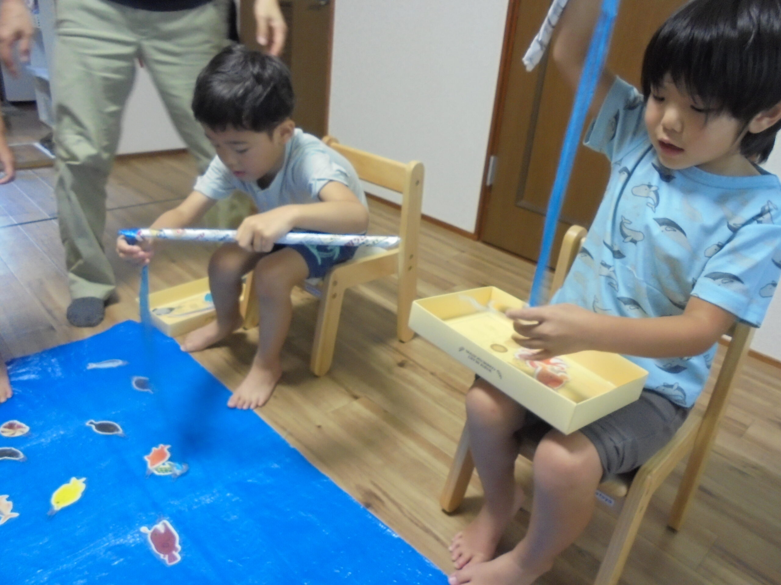 らいおんくらす　魚釣り🐟