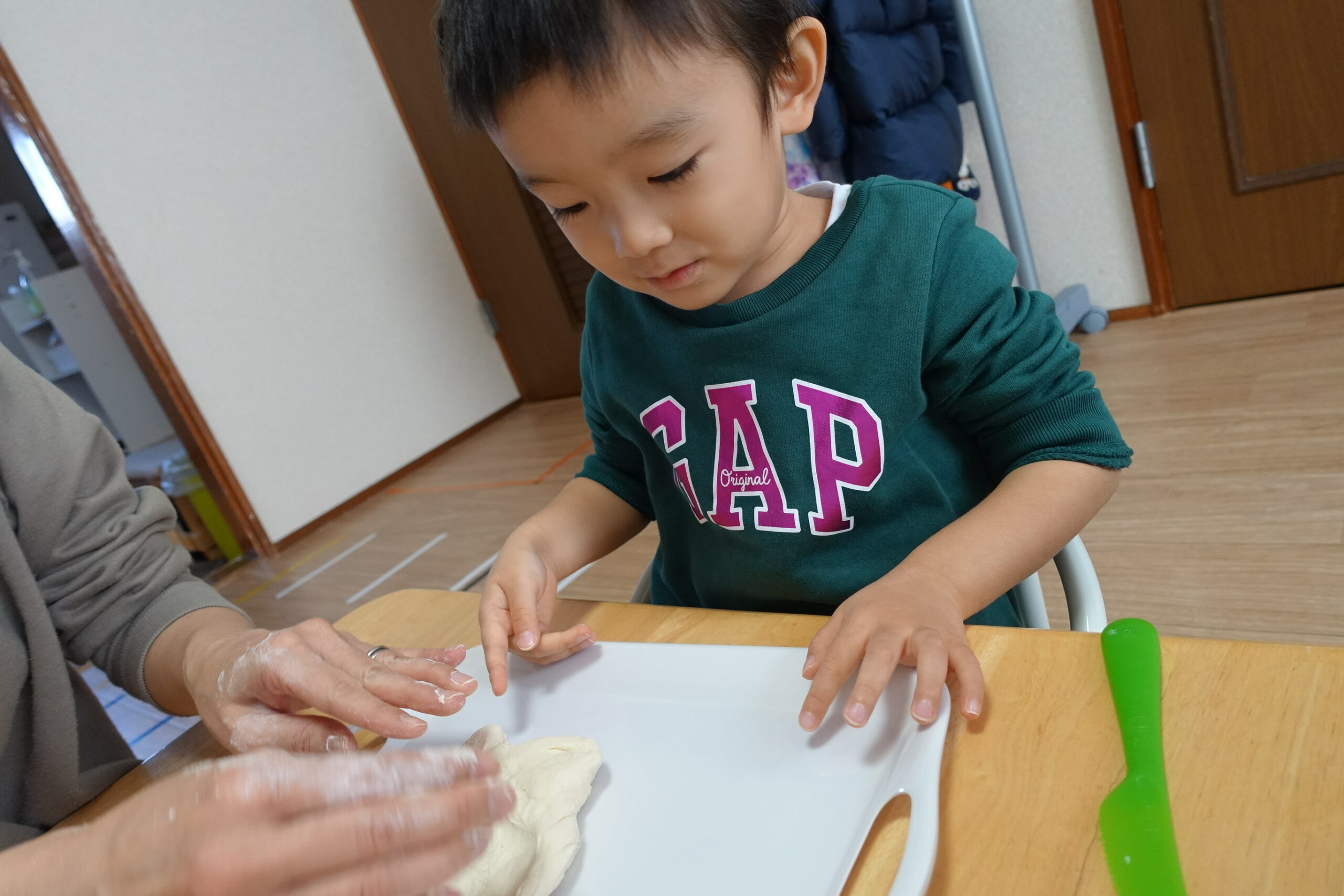 ぺんぎんくらす　小麦粉粘土